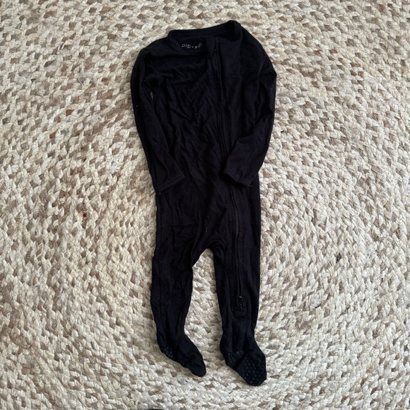 Pip & Phee Bamboo Sleeper - Black - Picture 1 of 2
